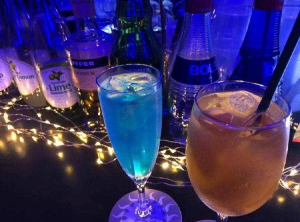 夜カフェ・夜パフェ SUN Tama Bar★スイーツもお酒も楽しめるお店