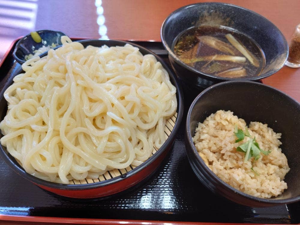 だいだい亭
