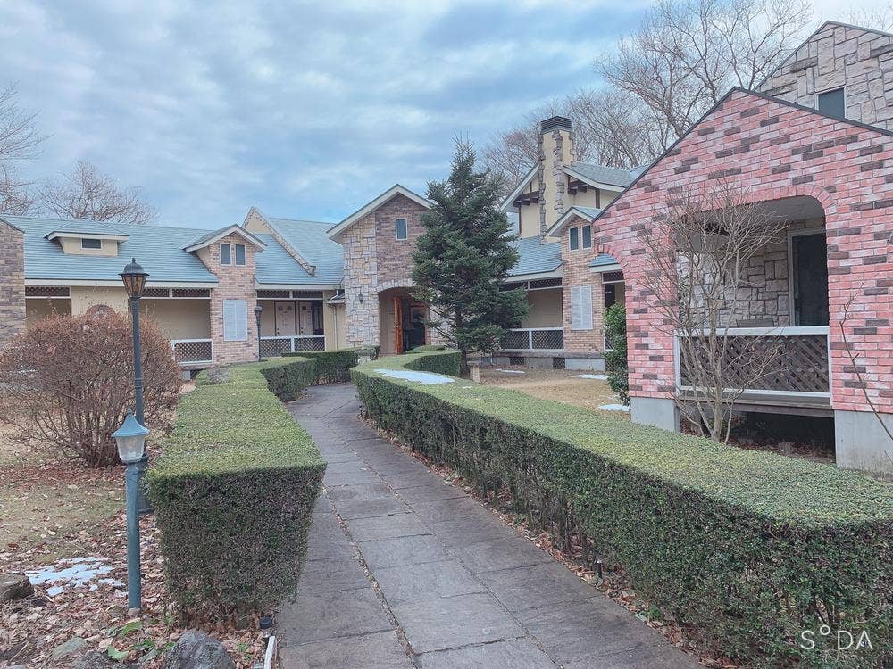 ブリティッシュハウス 輪舞曲