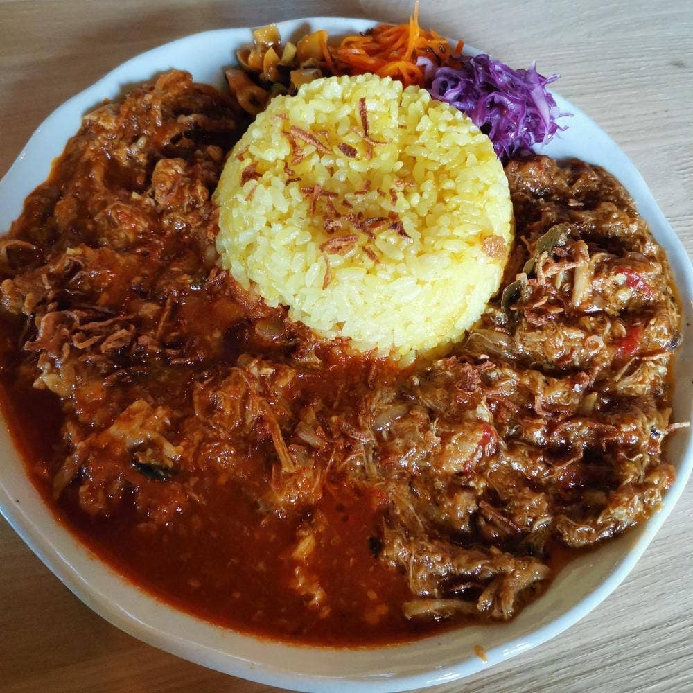 スパイス料理と酒 Knot.