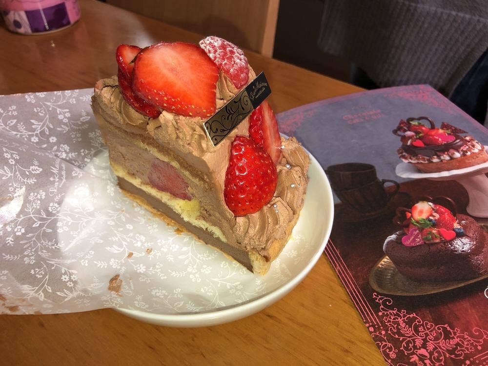 ラ・メゾン アンソレイユターブル パティスリーラゾーナ川崎店