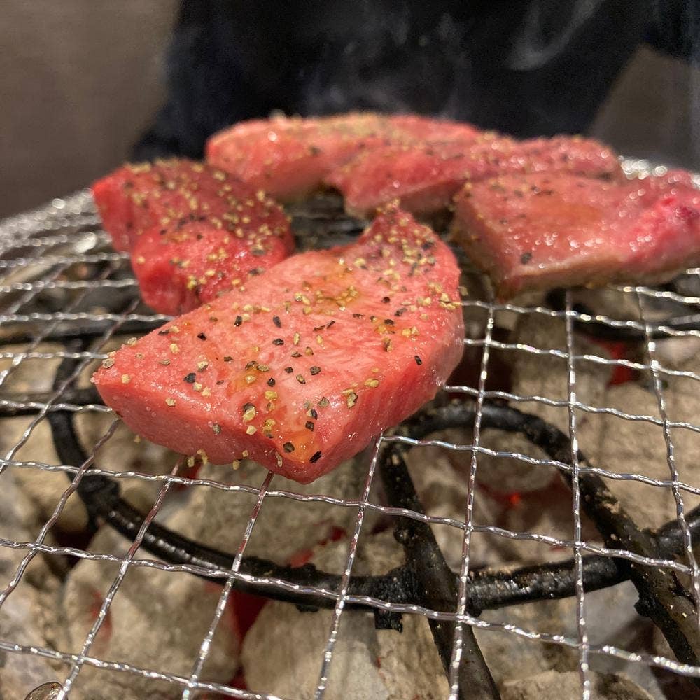焼肉 ホルモン 酒家 チング