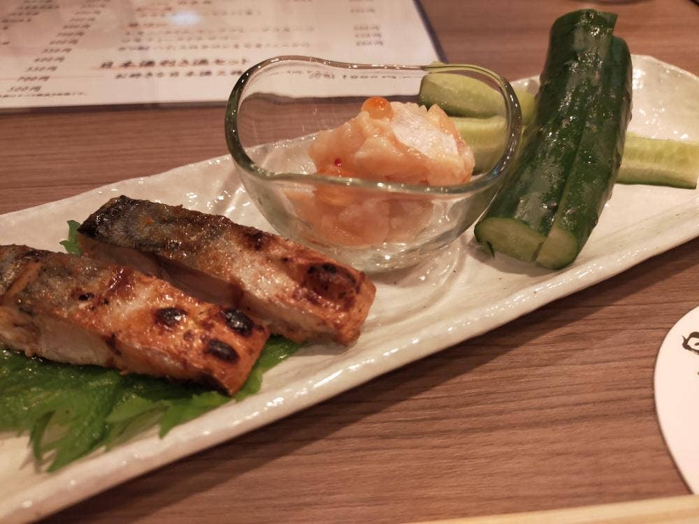 日本酒BAR まるさんかくしかく