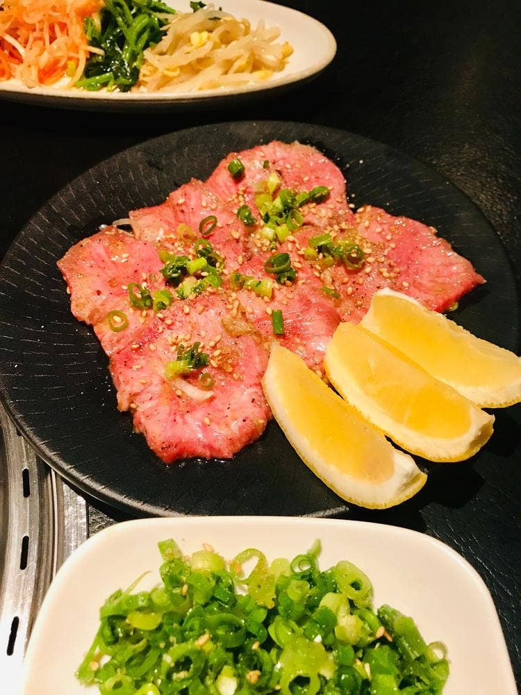 焼肉酒家 傳々