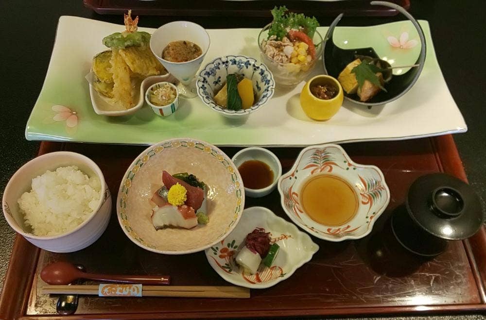 こころの味 みくら