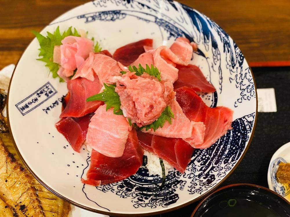 マグロカフェ 本まぐろ直売所