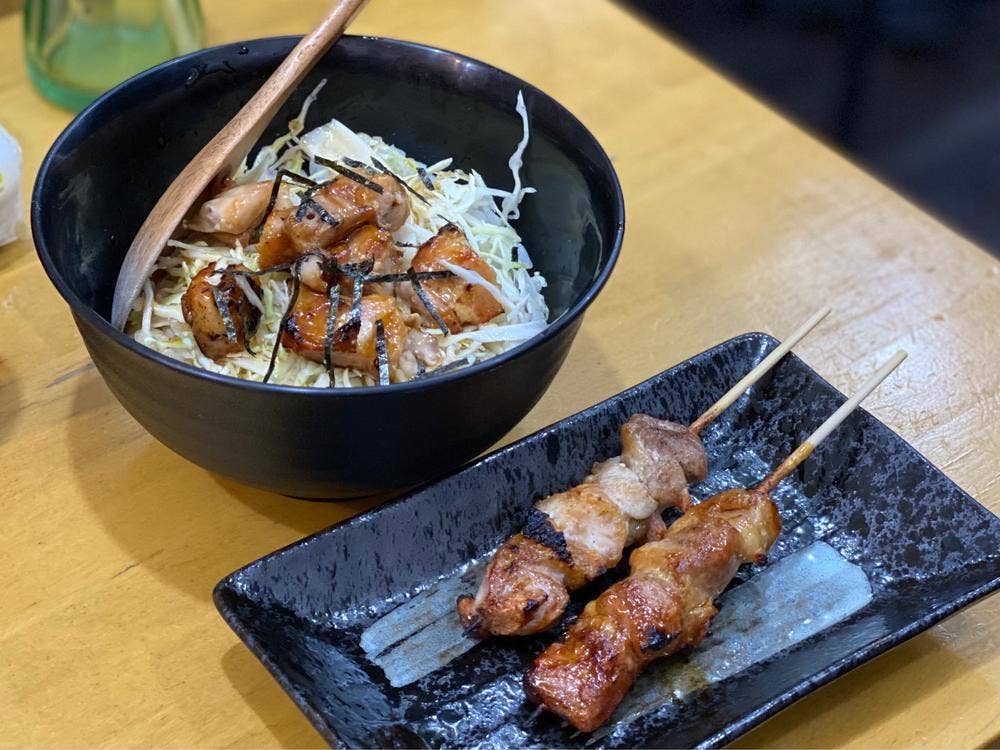 大橋通りの焼鶏広場