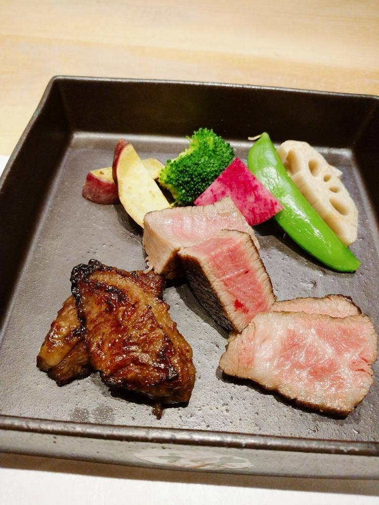 肉炭馨 和衷