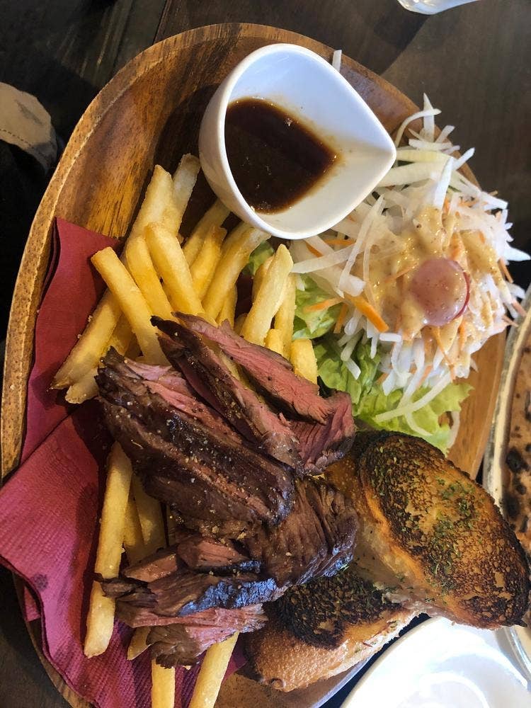 薪窯pizza&燻製バル ケムファー