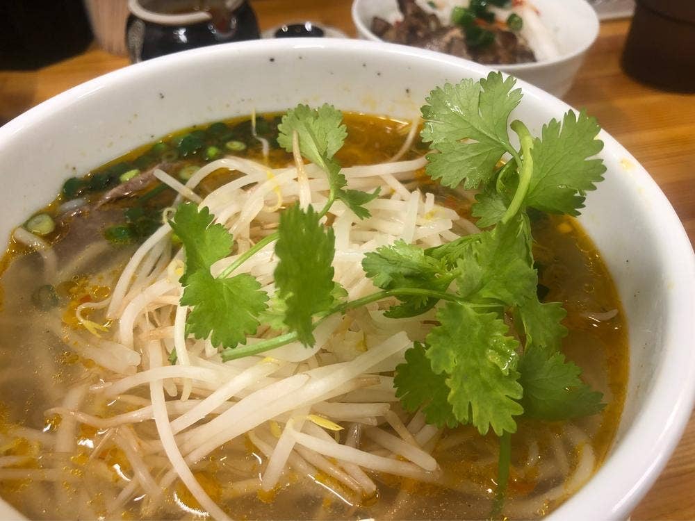 ベトナム料理 ノンラー