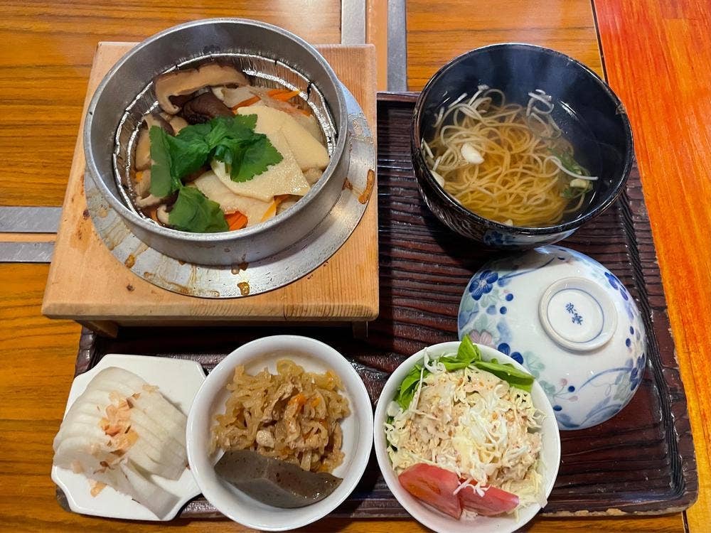 釜めしお好み焼きわらべ