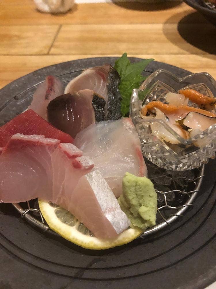 兼平鮮魚店 中洲はなれ