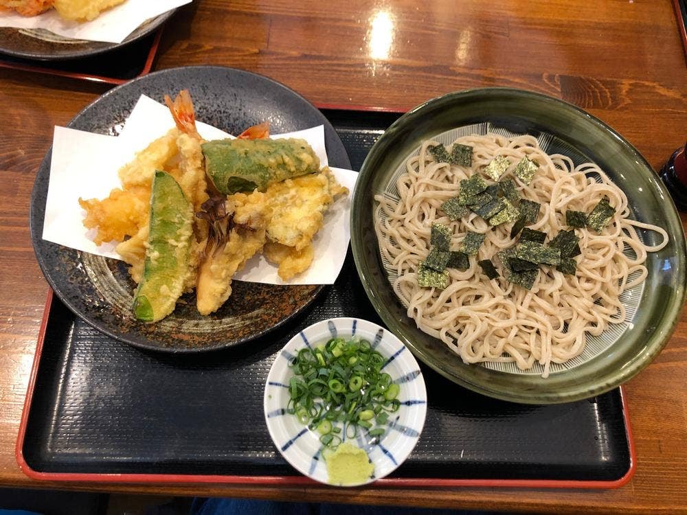仁伊島 古賀店