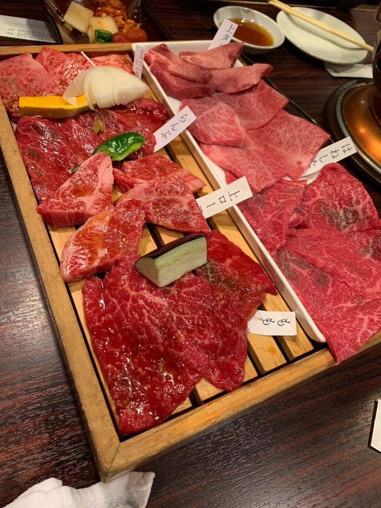 炭火焼肉 いせ家