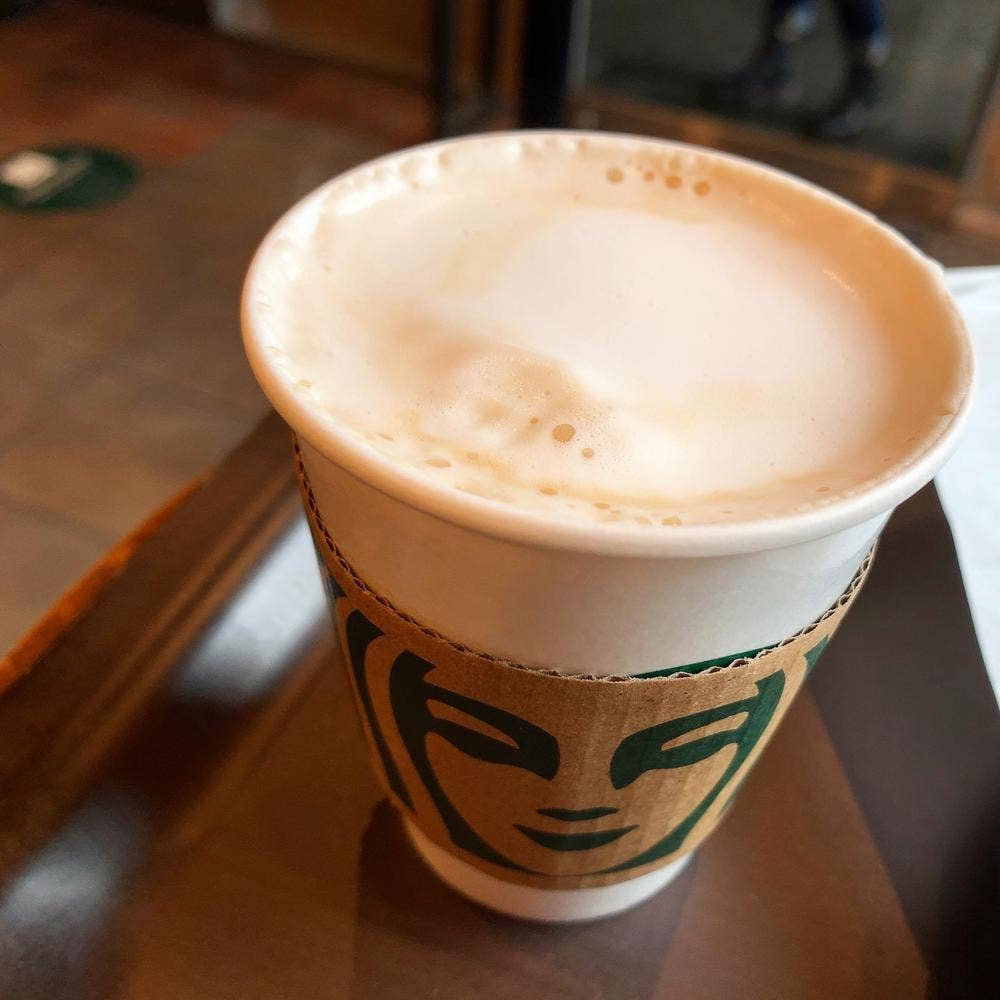 スターバックス コーヒー アクセス表参道店