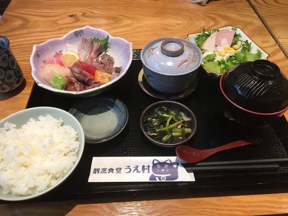 割烹食堂 うえ村