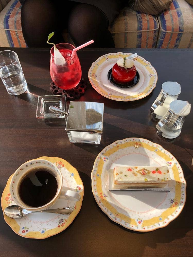 ティー&バーラウンジブルーム