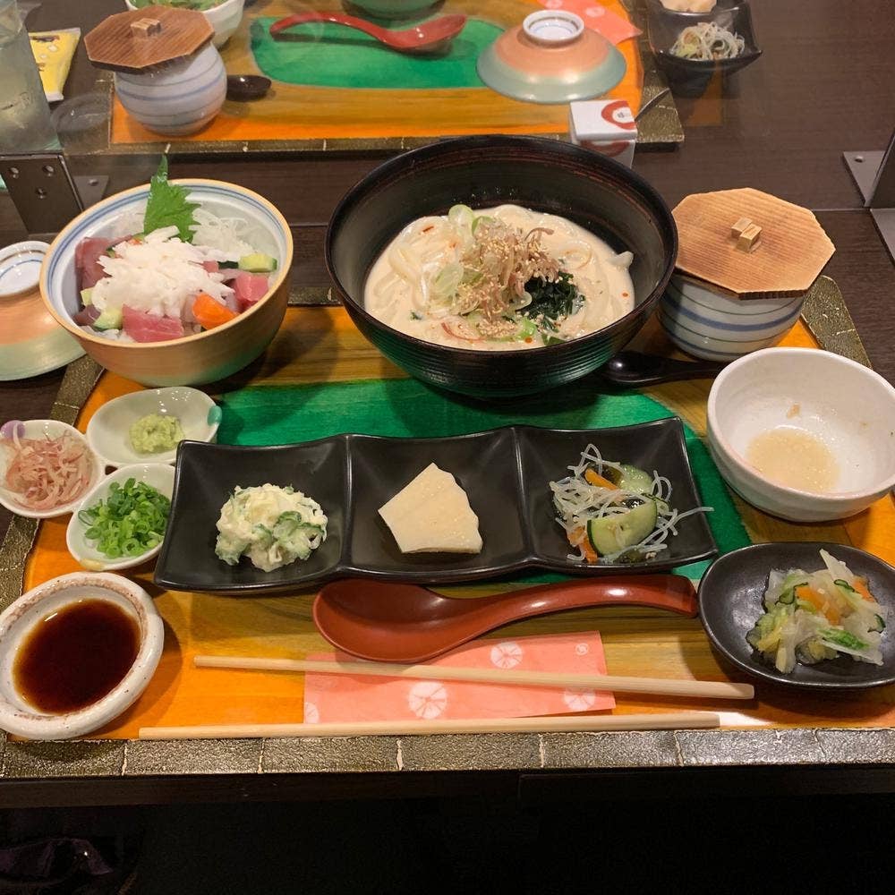 肴処 つま