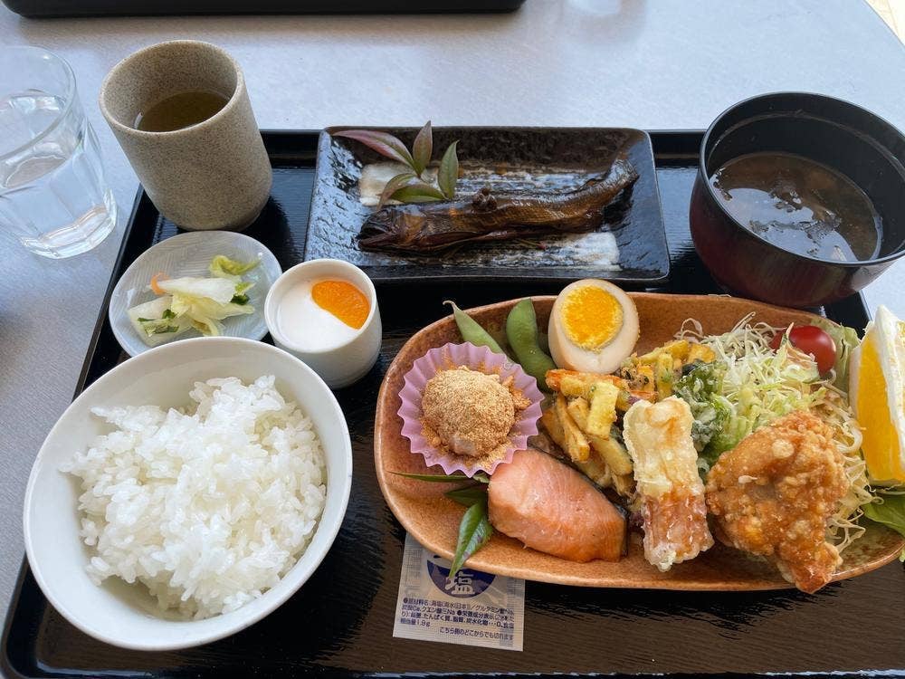 古今伝授の里 カフェ よぶこどり