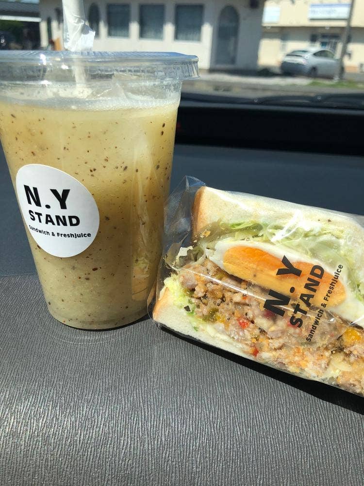 N.Y STAND 小山店