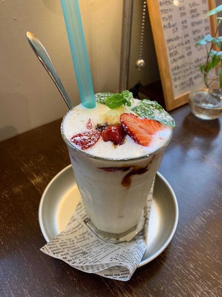 カフェ ナズナ