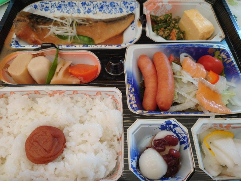 とんでん 行田店