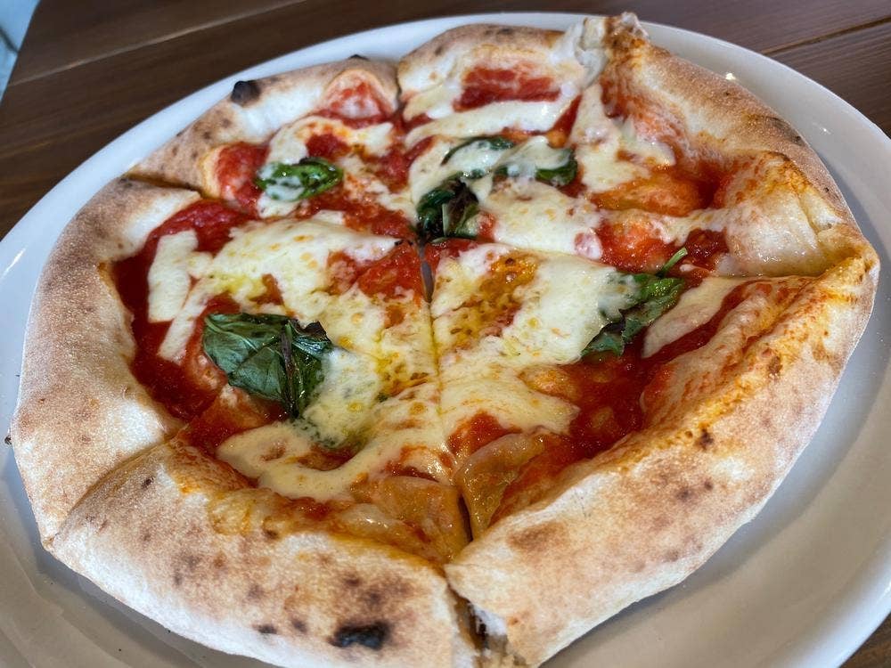BAILEY’S pizzeria & cafe