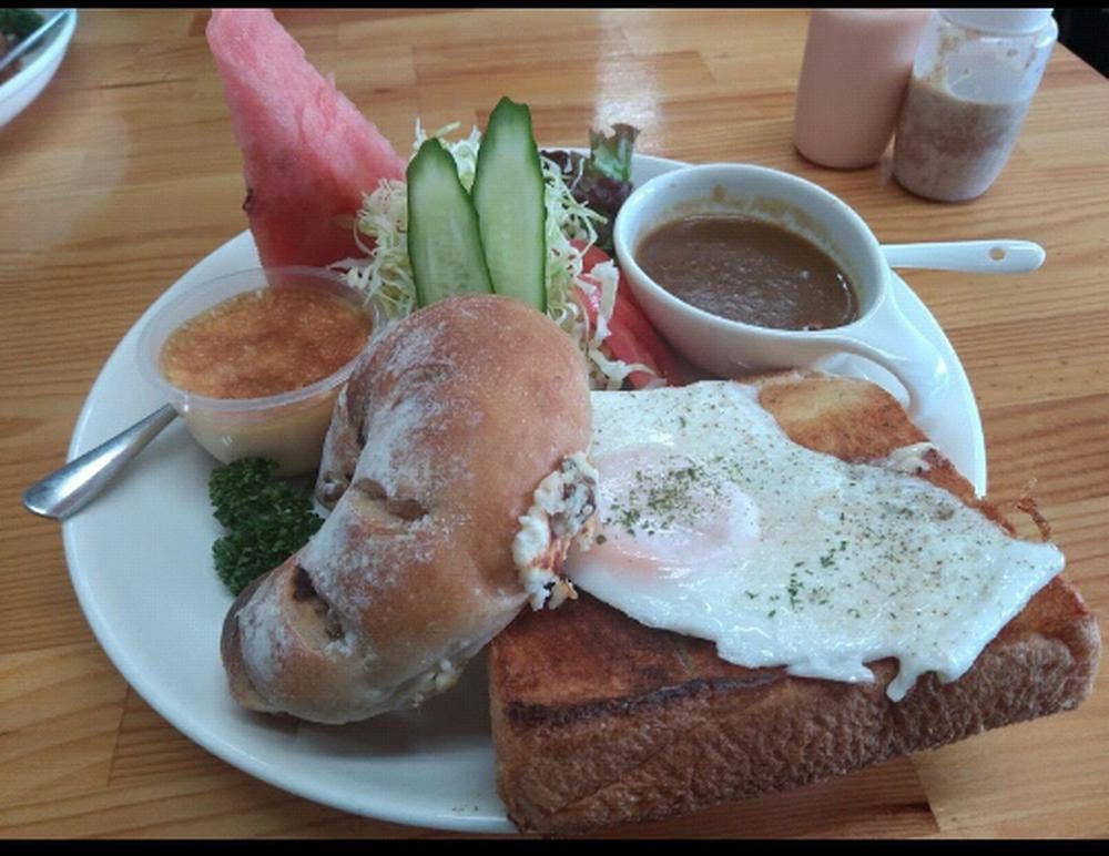 ポンカレーかじや & バーベキュー場