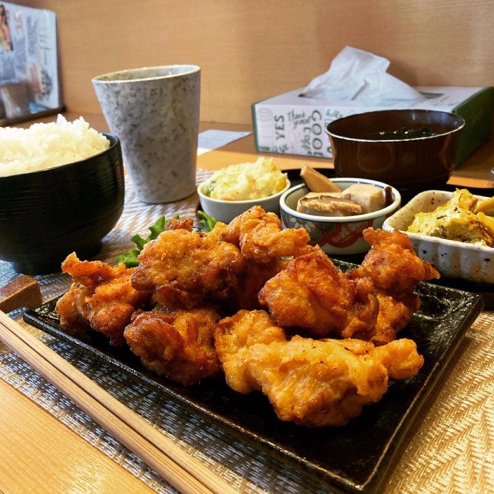 もってけ亭 三番丁店