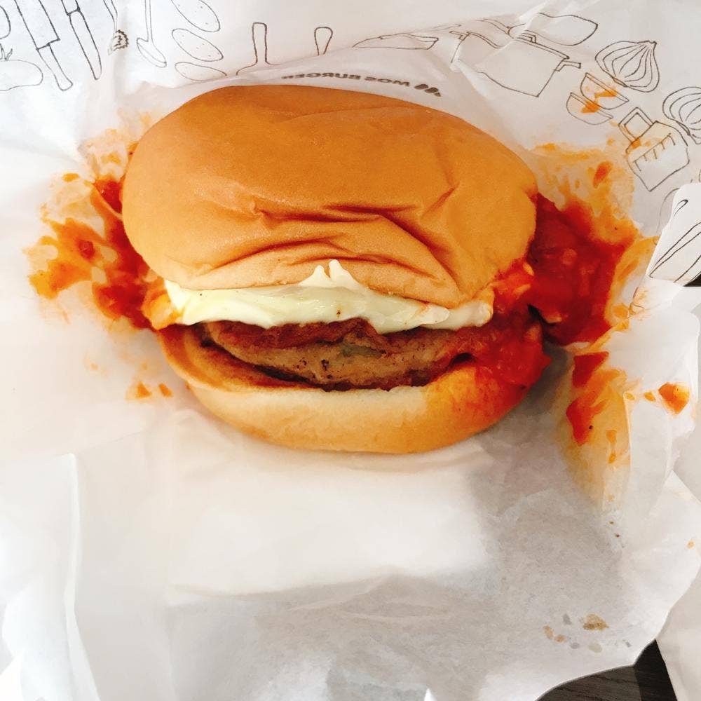 モスバーガー ヨークフーズ新宿富久店