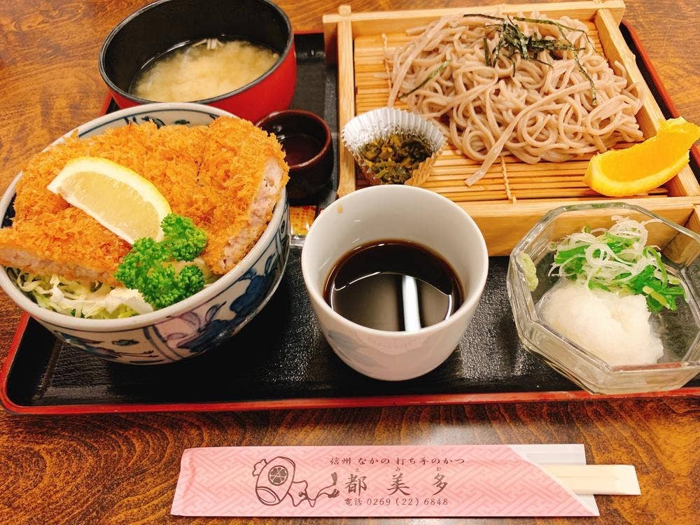 とんかつ都美多