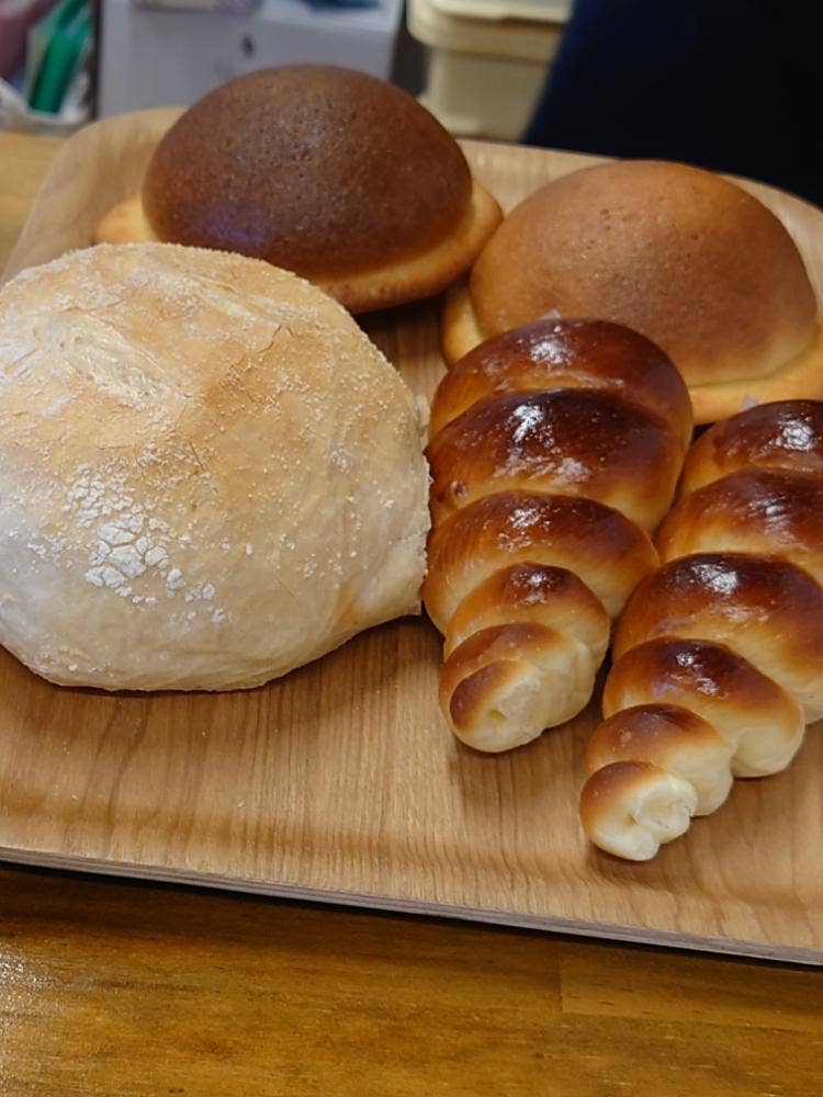 手ごねパンSORA