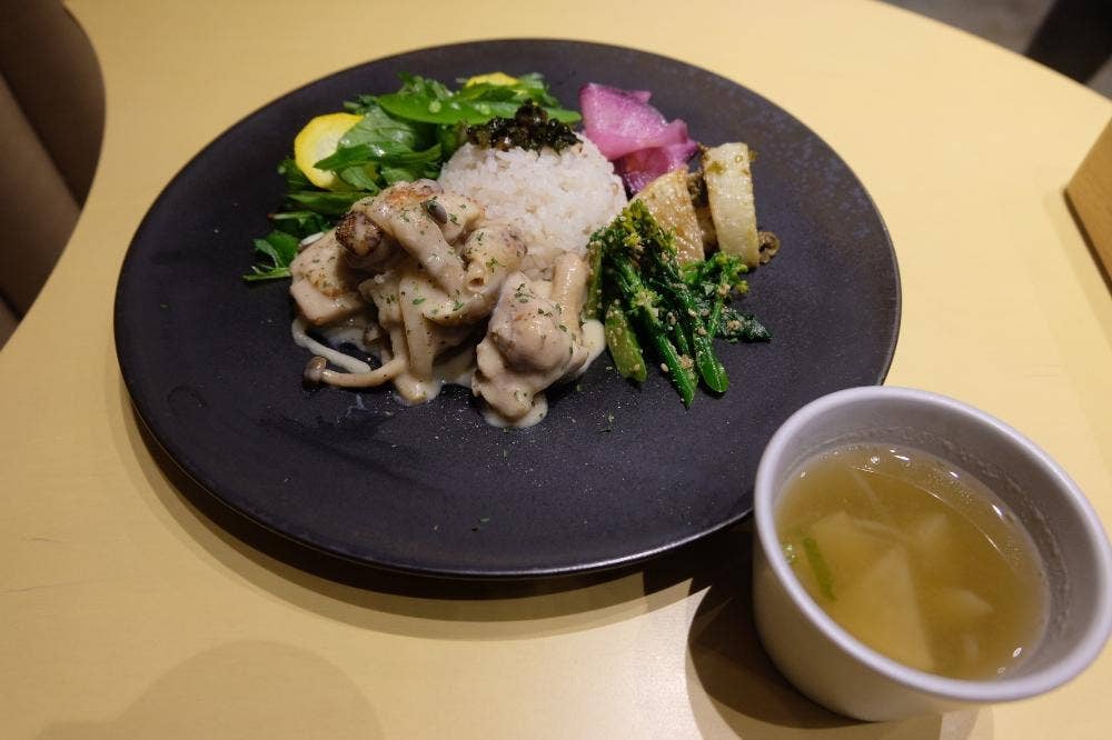 はぐくむ 湖畔
