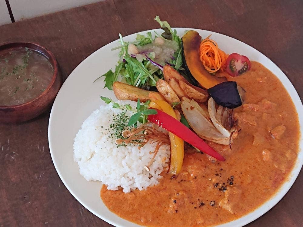 アコースティックブックカフェバーバイ