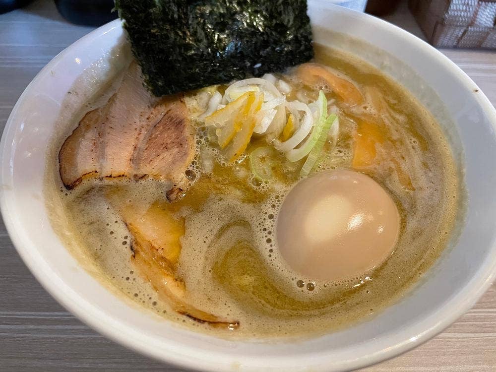 矢野口バル&ラーメン やのけん
