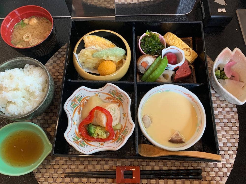 四季彩料理月うさぎ