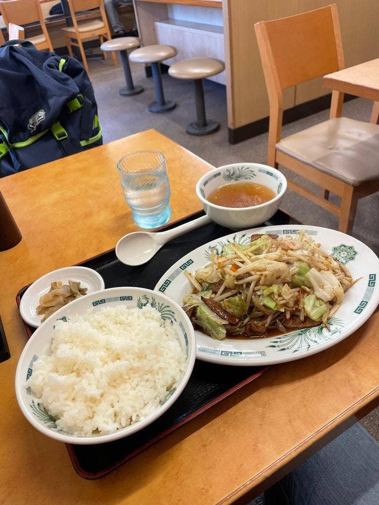 日高屋 千駄ヶ谷店