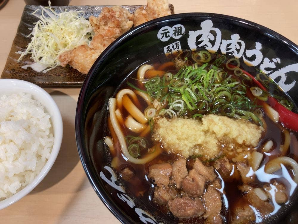肉肉うどん 佐世保大塔店