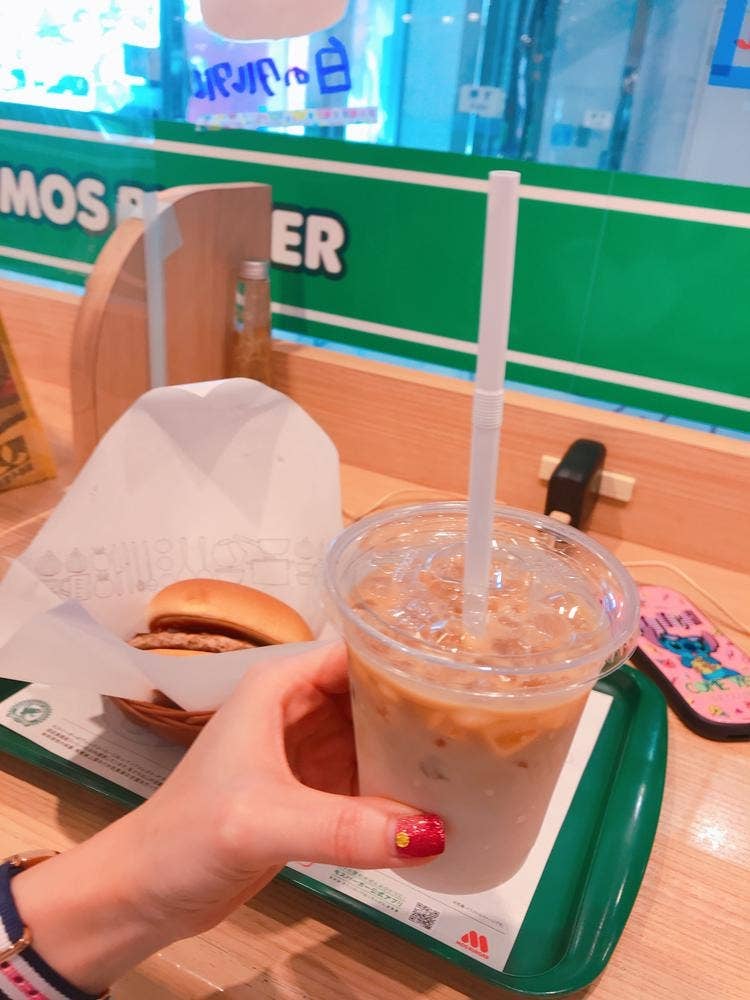 モスバーガー パレット久茂地店