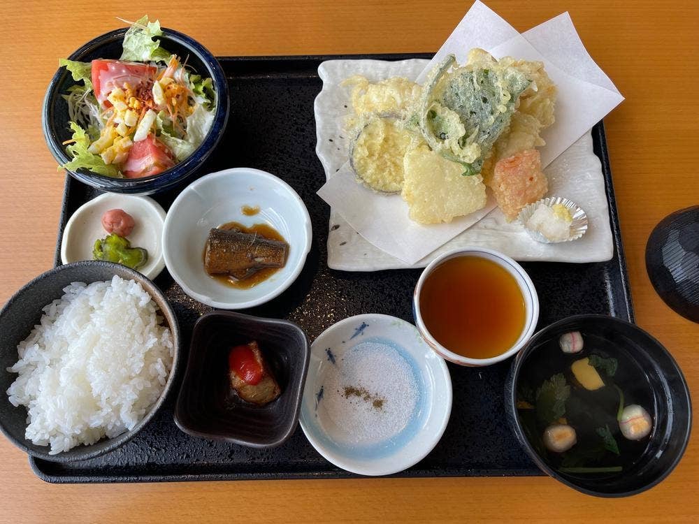 お食事処 たまき