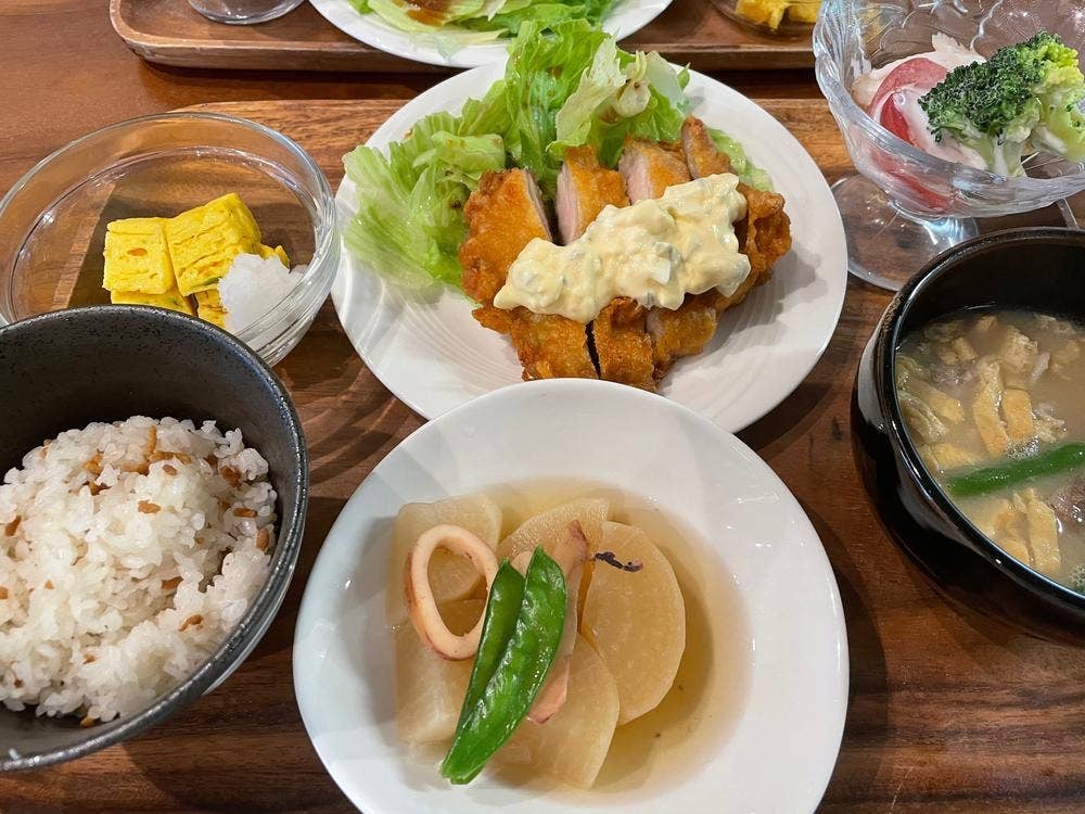 花と果樹の東山ガーデン