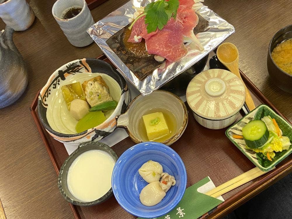 とろろめし 萬葉