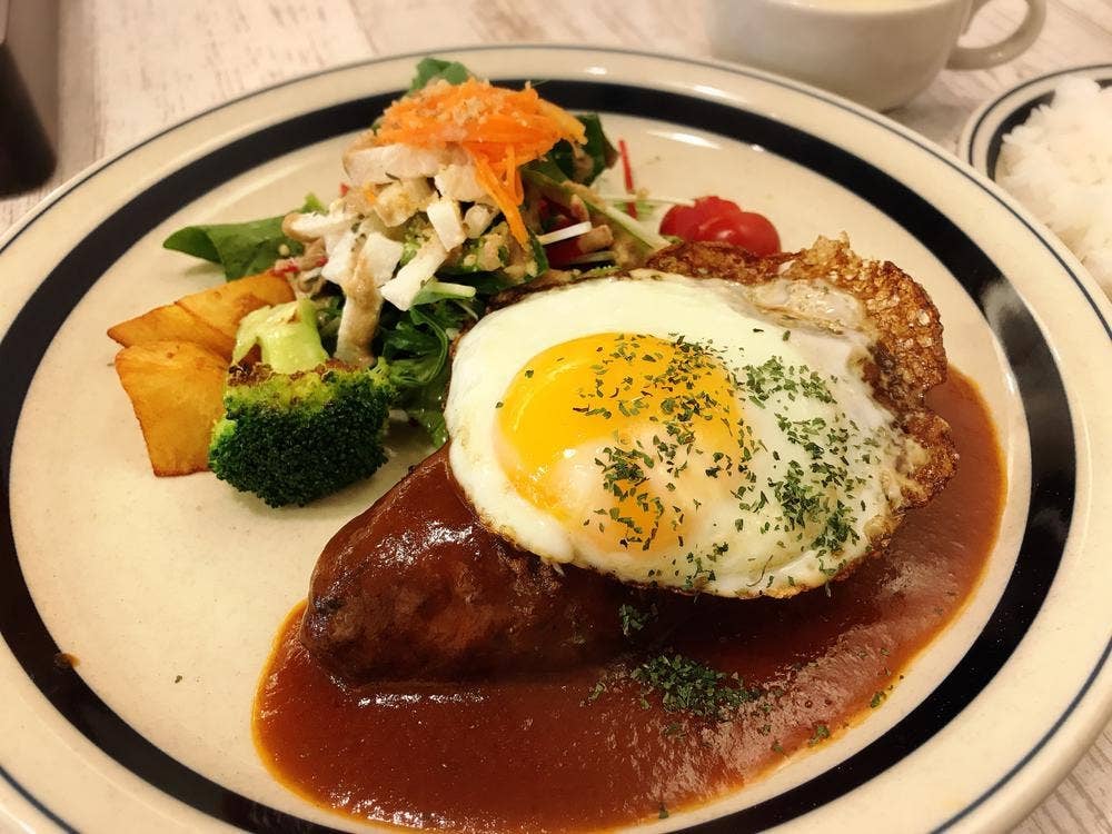 ハンバーグレストラン スロウス