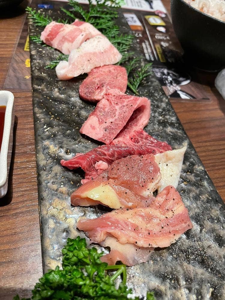 焼肉 AZUMA 香椎浜店