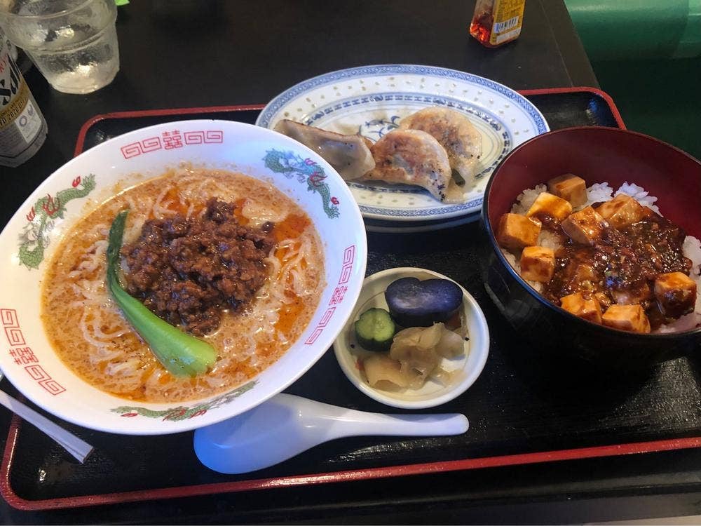 中華料理 栄華楼