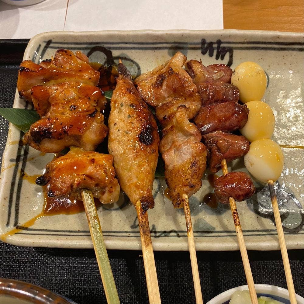 炭火焼き鳥 串八珍 麹町店