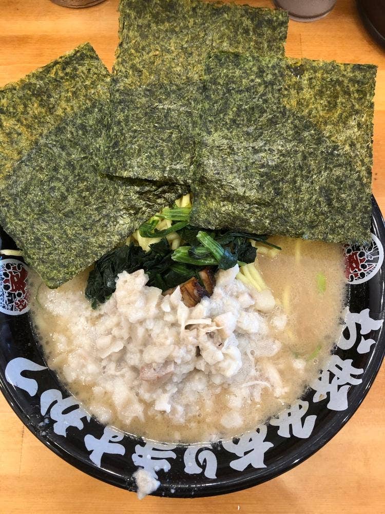 横浜家系ラーメン 辻田家 鶴田店