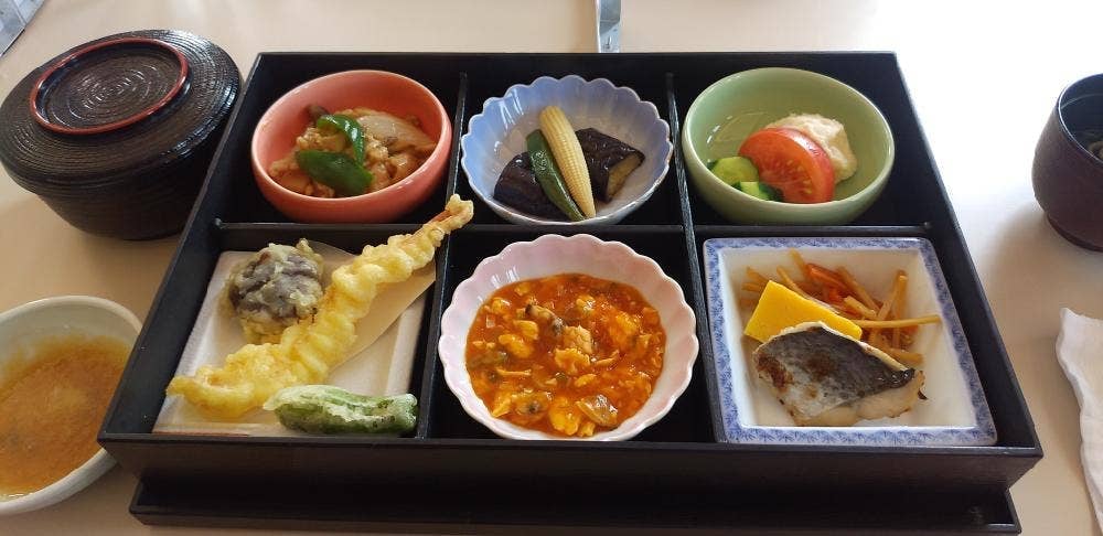 羊ヶ丘カントリークラブ レストラン