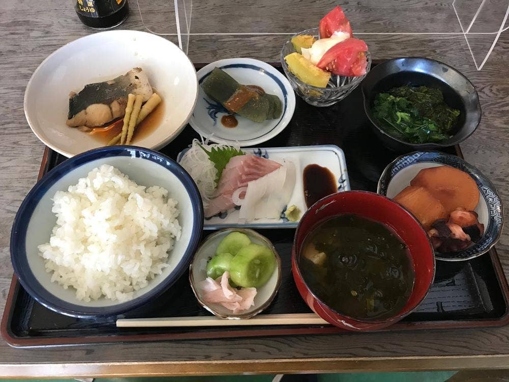 食堂 あわしま屋
