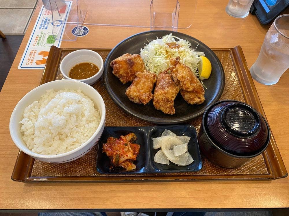 ガスト 板橋仲宿店